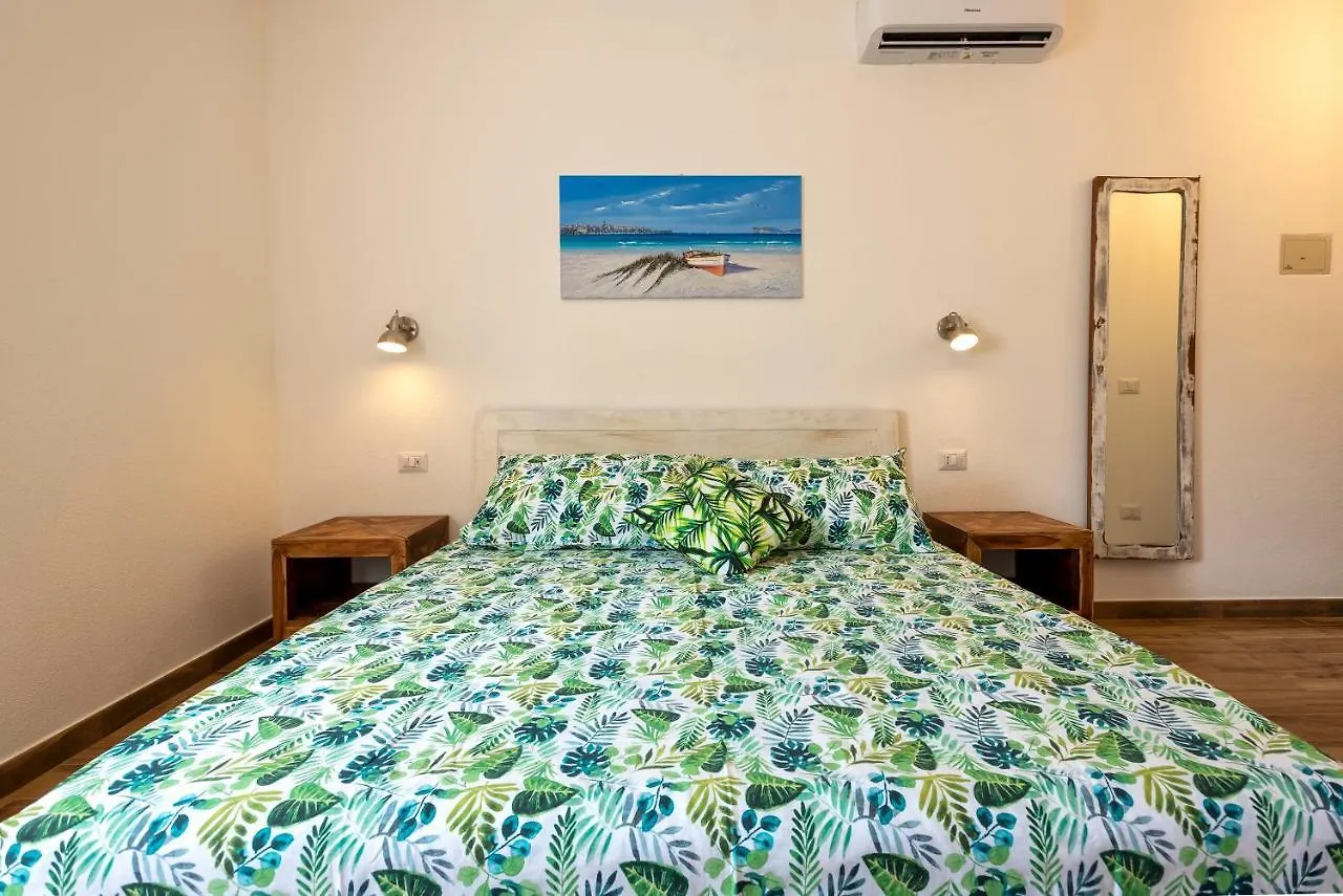 Dery Alghero Holiday Rooms 0*,