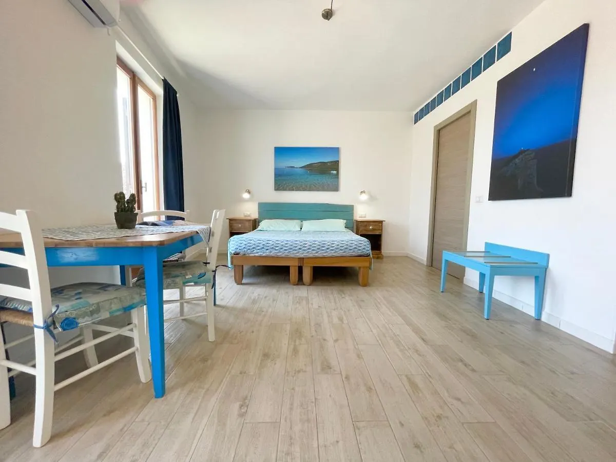 Dery Alghero Holiday Rooms Pensión