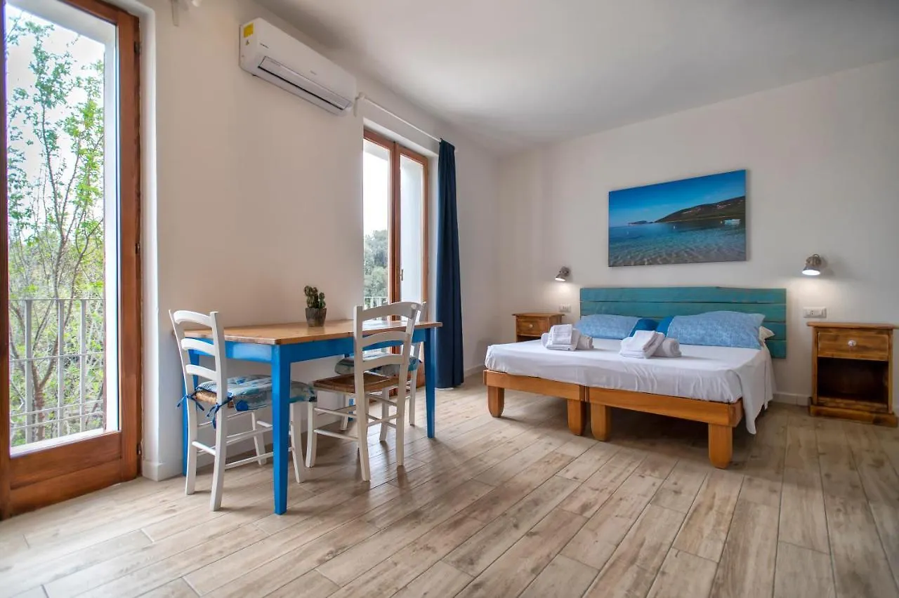 Pensión Dery Alghero Holiday Rooms